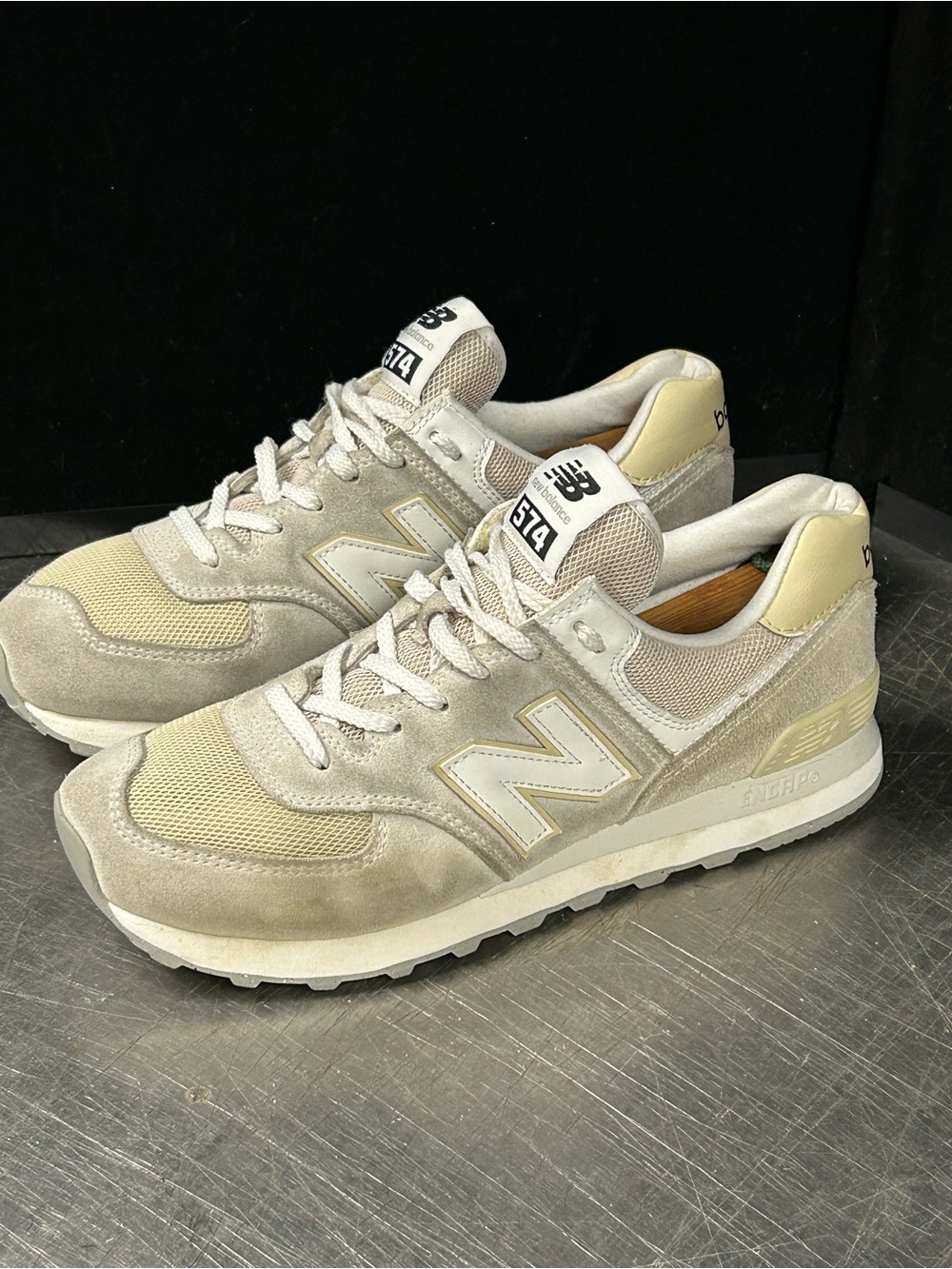 New Balance 574 Size 8 Men